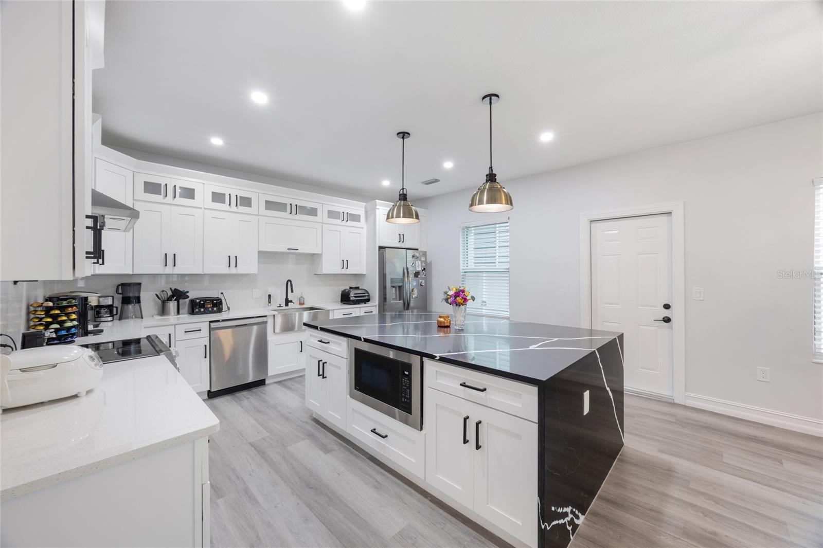 914 E NORTH BAY ST, TAMPA, FL, 33603