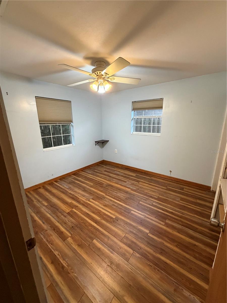 1413 ORANGE AVE, TAVARES, FL, 32778