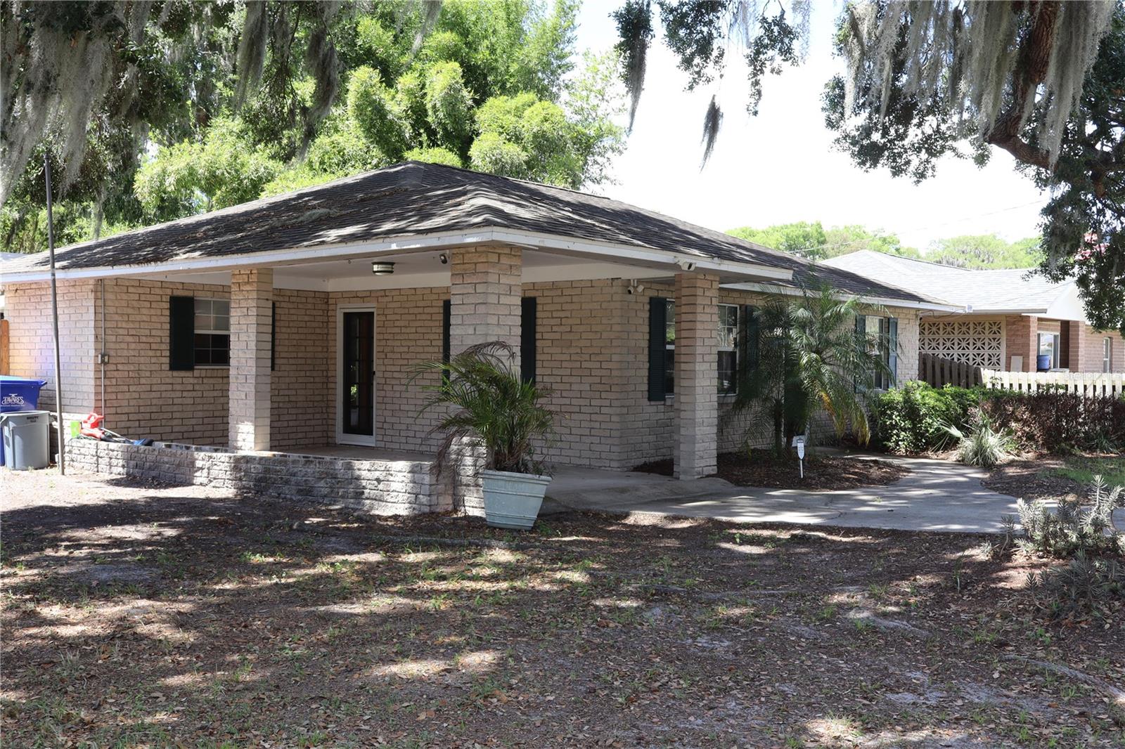 1413 ORANGE AVE, TAVARES, FL, 32778