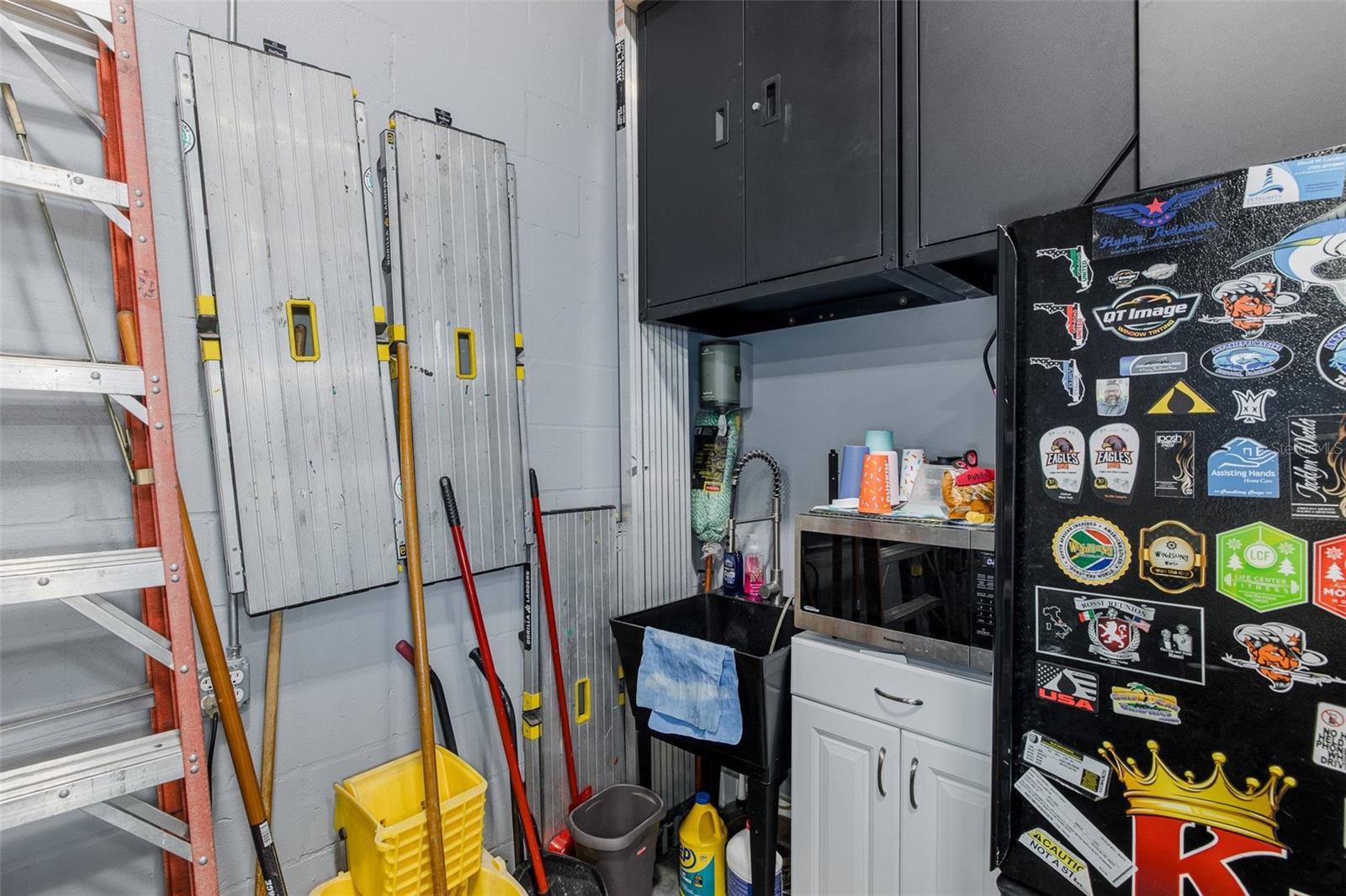 8312 US HIGHWAY 19, PORT RICHEY, FL, 34668
