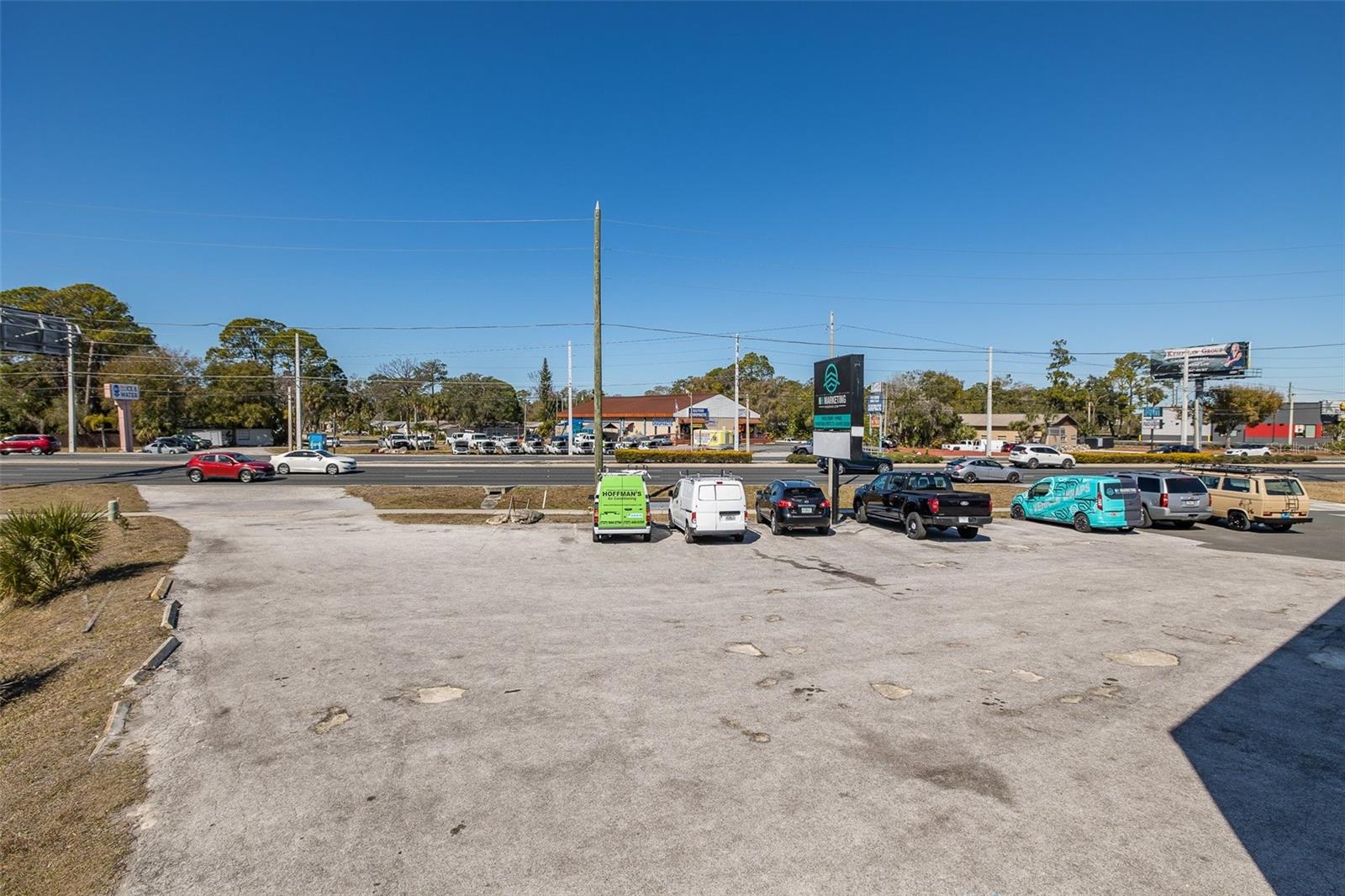 8312 US HIGHWAY 19, PORT RICHEY, FL, 34668
