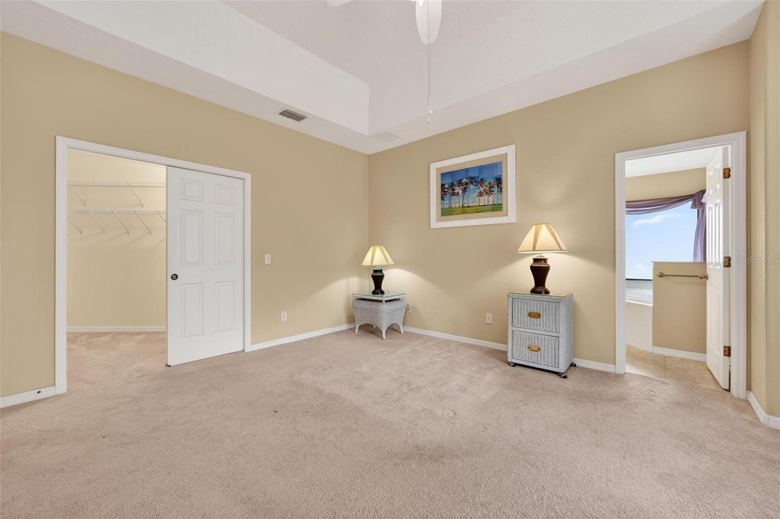 1010 VINDALE RD, TAVARES, FL, 32778