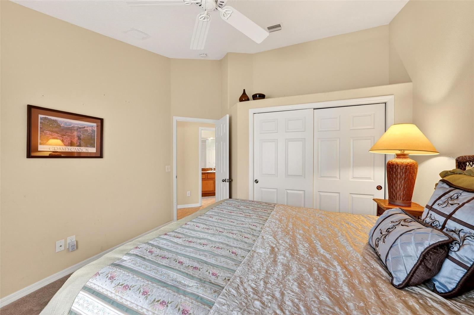 1010 VINDALE RD, TAVARES, FL, 32778
