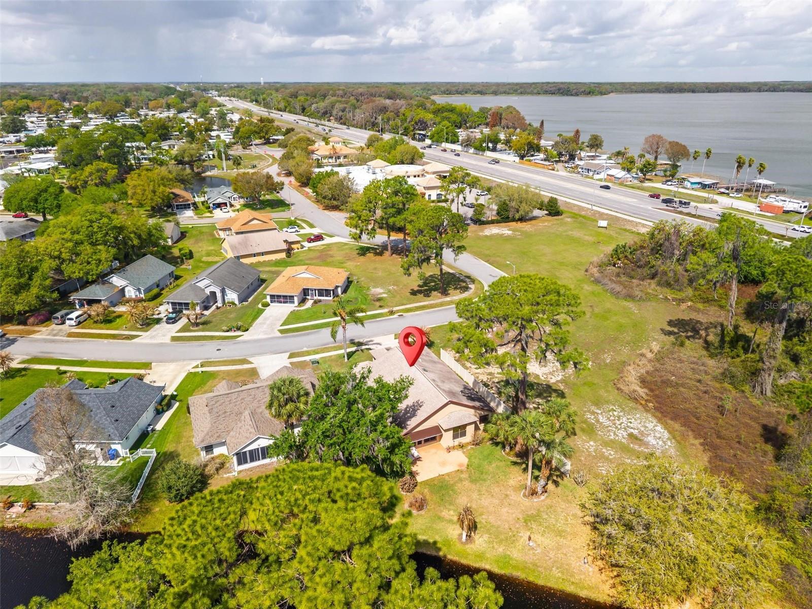 1010 VINDALE RD, TAVARES, FL, 32778