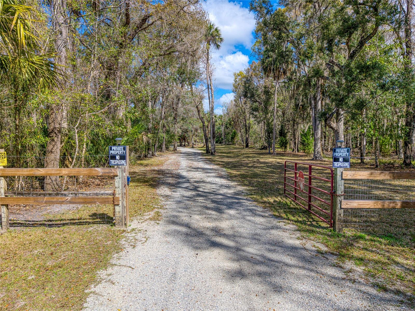 5011 SE 193RD PL, INGLIS, FL, 34449