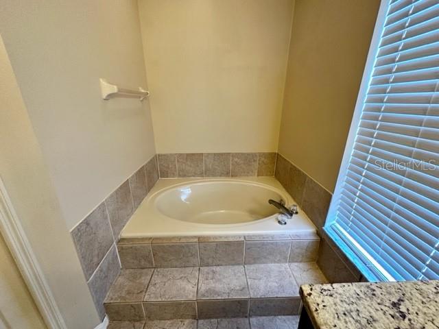 955 W CHARING CROSS CIR, LAKE MARY, FL, 32746
