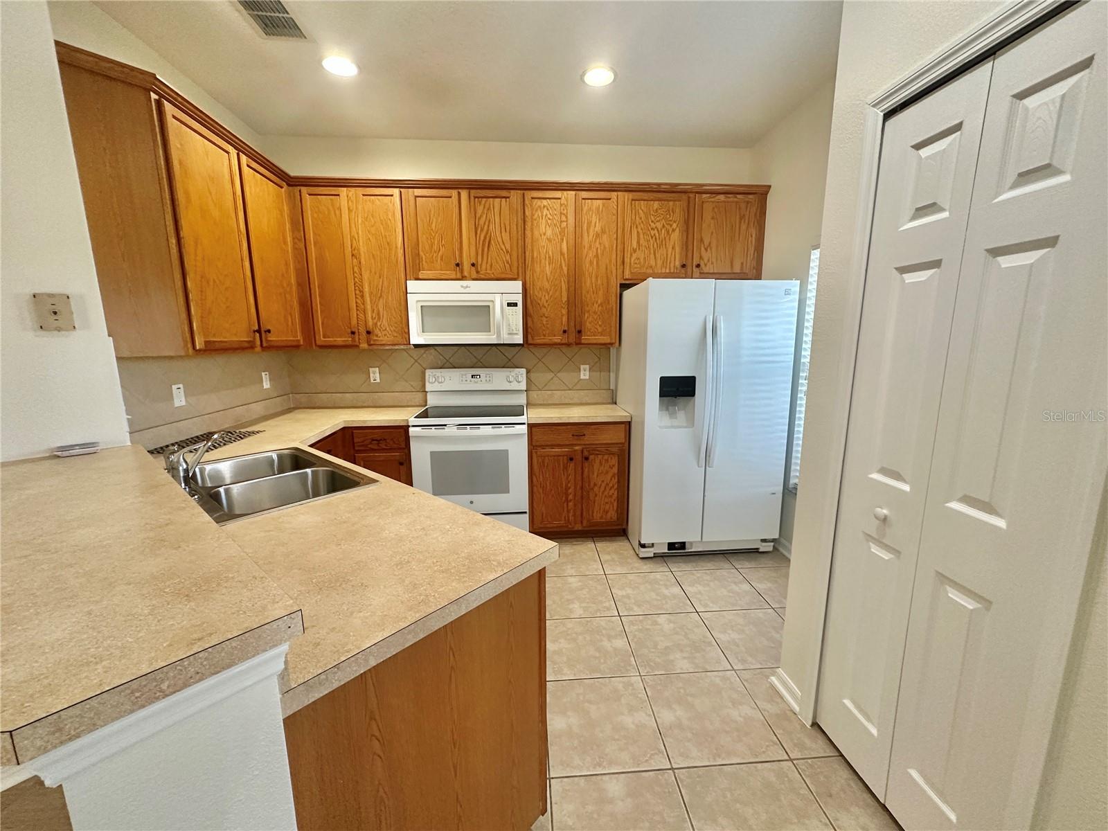 3745 CLUBSIDE POINTE DR, ORLANDO, FL, 32810