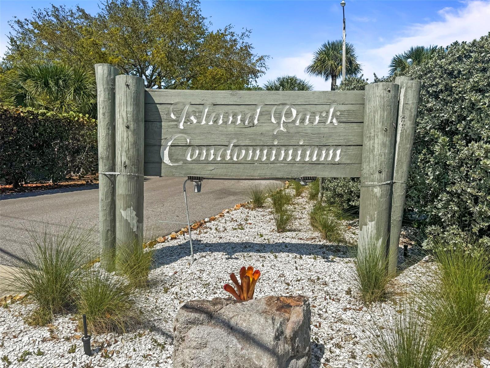 5 ISLAND PARK PL #206, DUNEDIN, FL, 34698