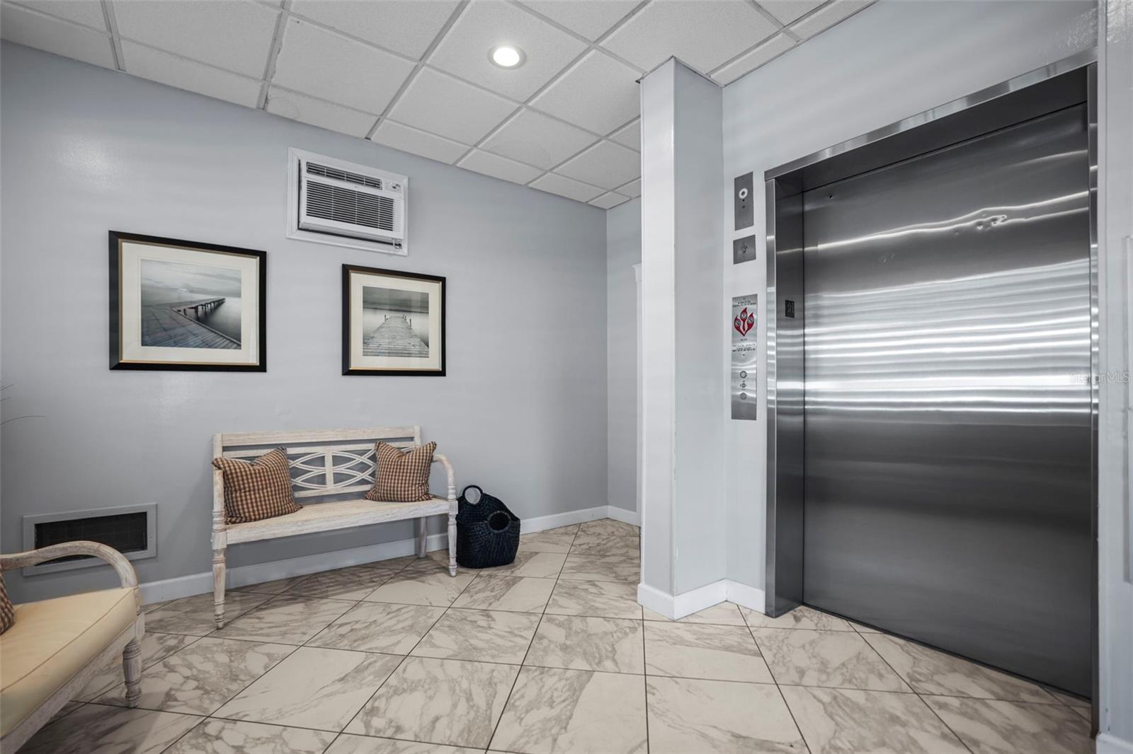 5 ISLAND PARK PL #206, DUNEDIN, FL, 34698