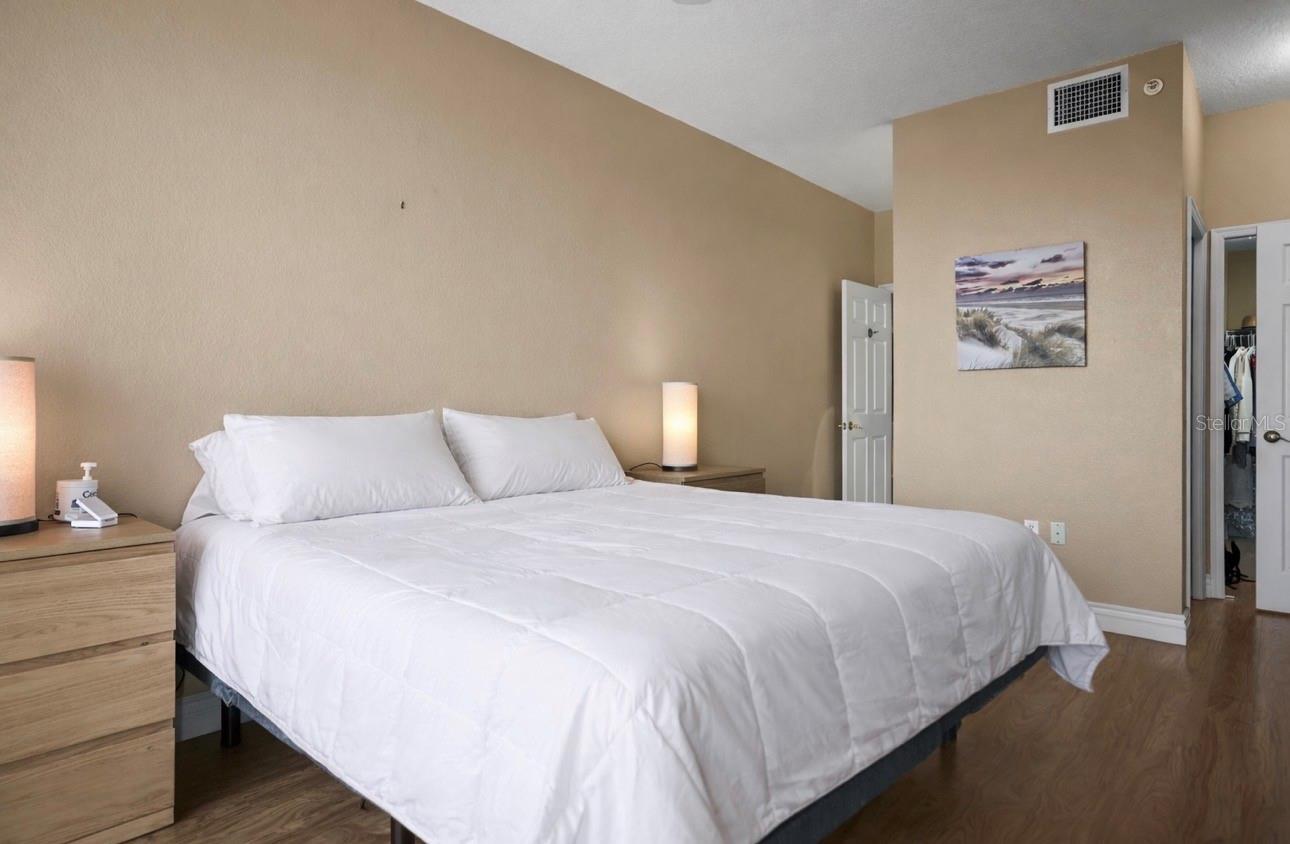 5 ISLAND PARK PL #206, DUNEDIN, FL, 34698
