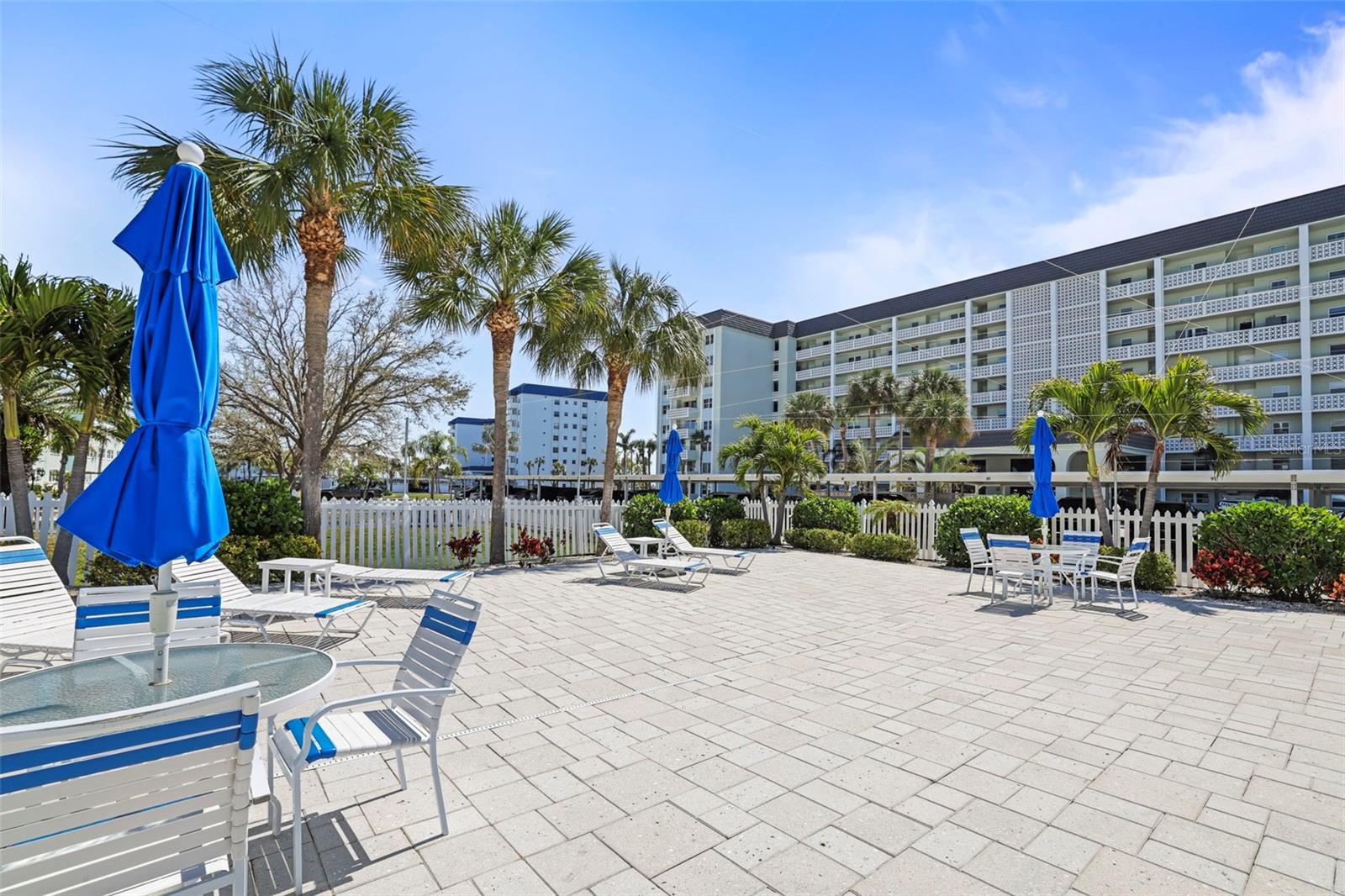 5 ISLAND PARK PL #206, DUNEDIN, FL, 34698