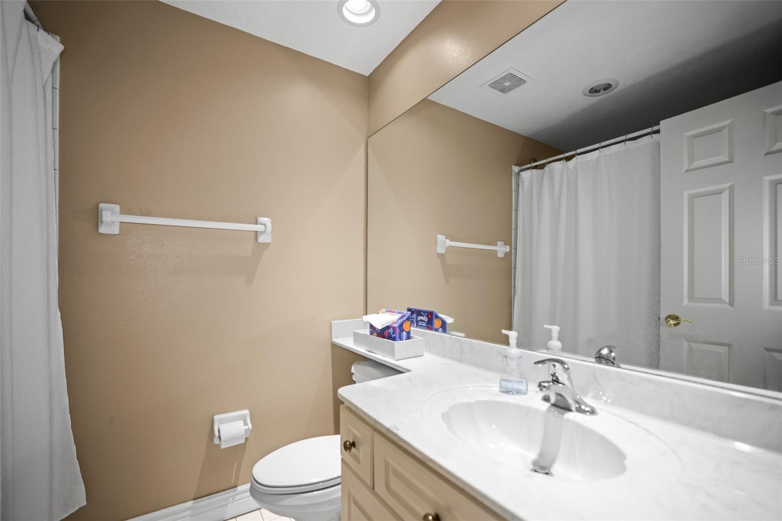 5 ISLAND PARK PL #206, DUNEDIN, FL, 34698