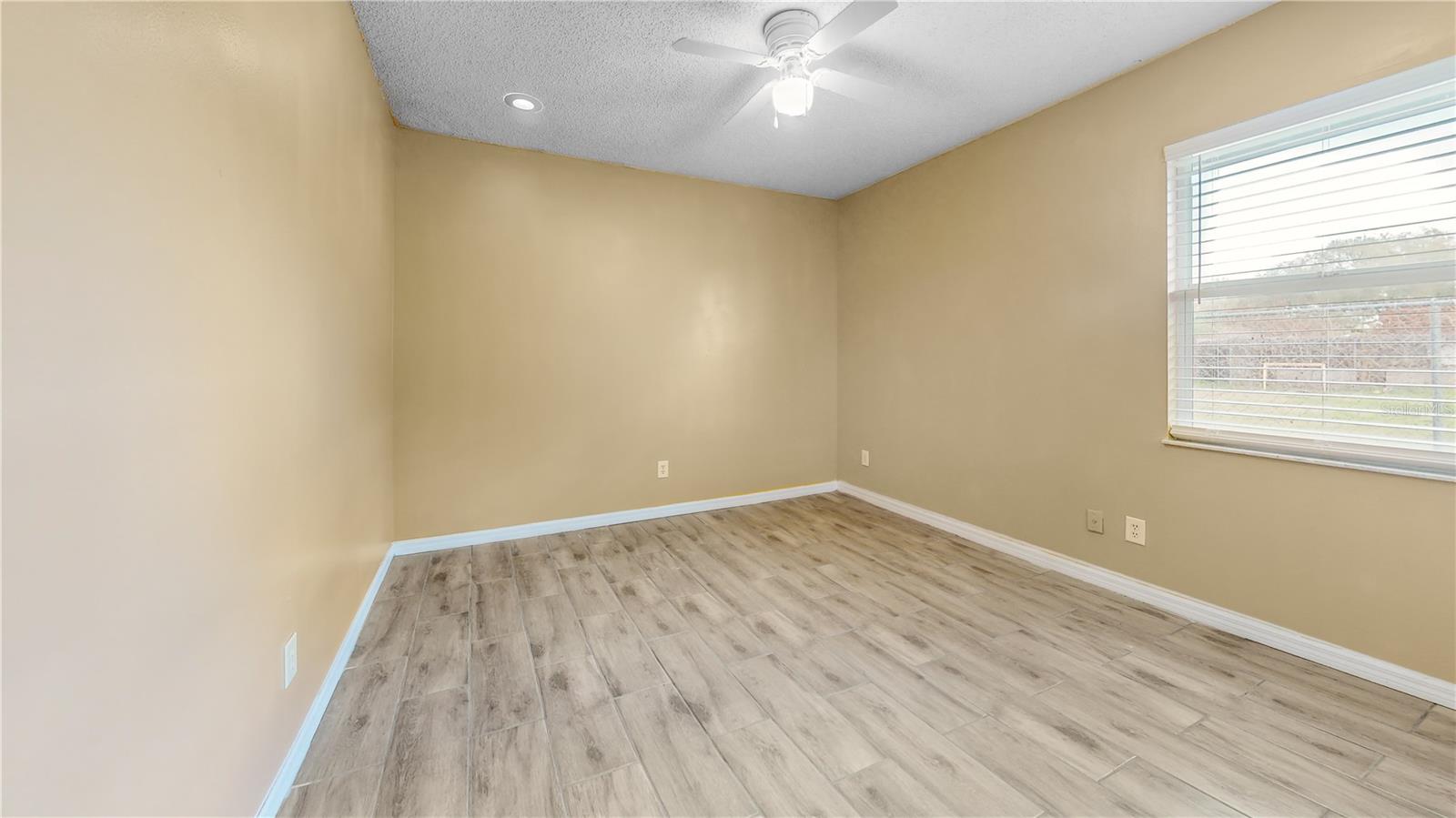 305 MEDINA CT, KISSIMMEE, FL, 34758