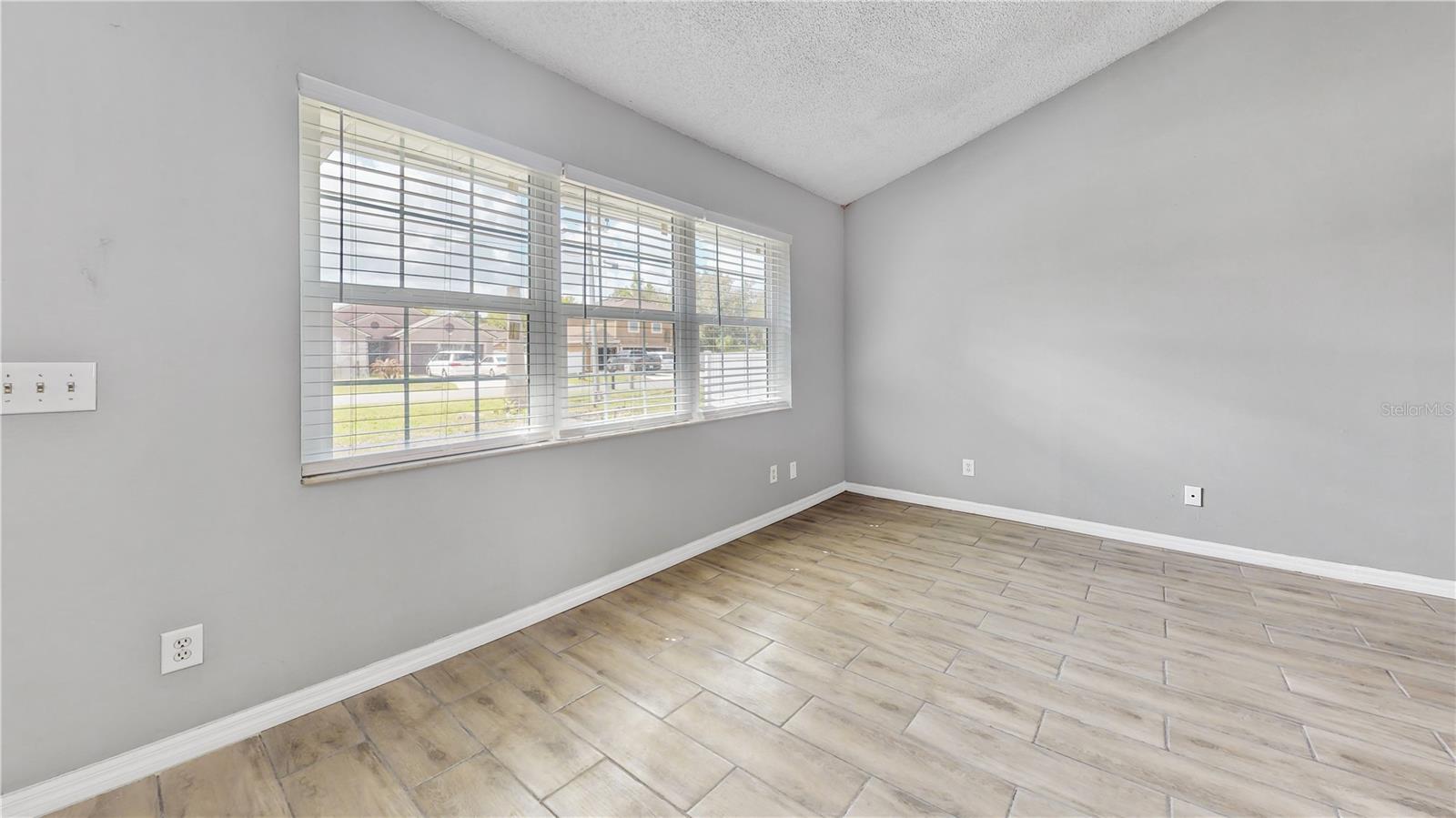 305 MEDINA CT, KISSIMMEE, FL, 34758
