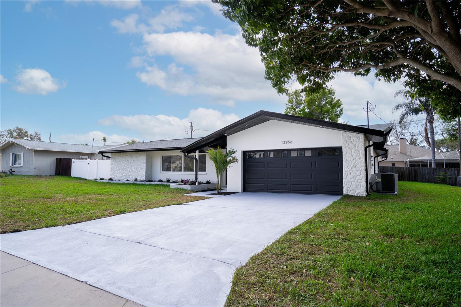 13956 80TH AVE, SEMINOLE, FL, 33776