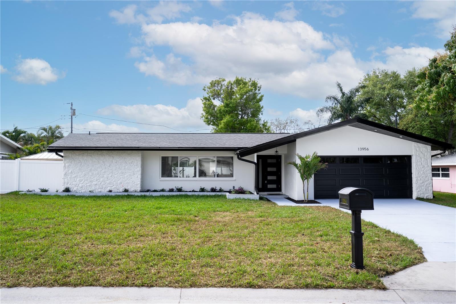 13956 80TH AVE, SEMINOLE, FL, 33776