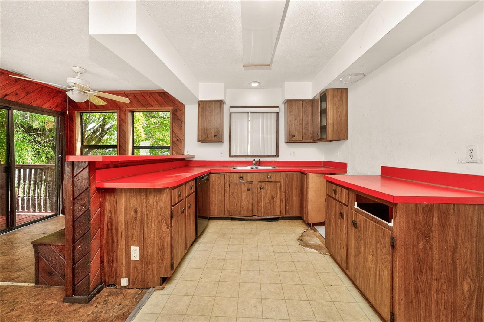 401 AQUI ESTA DR, PUNTA GORDA, FL, 33950