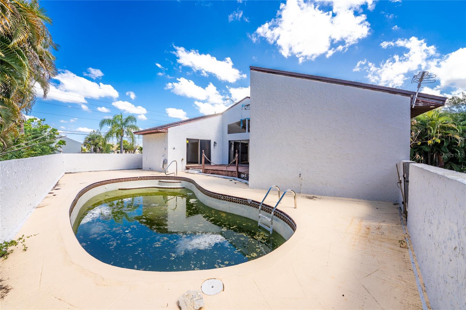 401 AQUI ESTA DR, PUNTA GORDA, FL, 33950