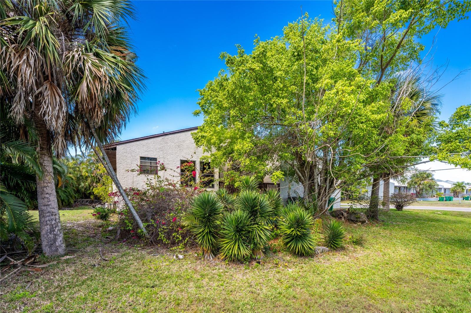 401 AQUI ESTA DR, PUNTA GORDA, FL, 33950