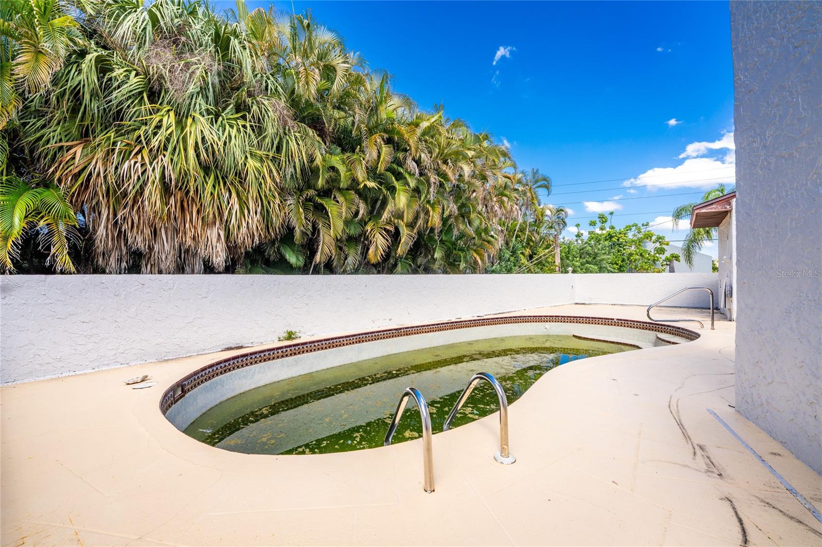 401 AQUI ESTA DR, PUNTA GORDA, FL, 33950