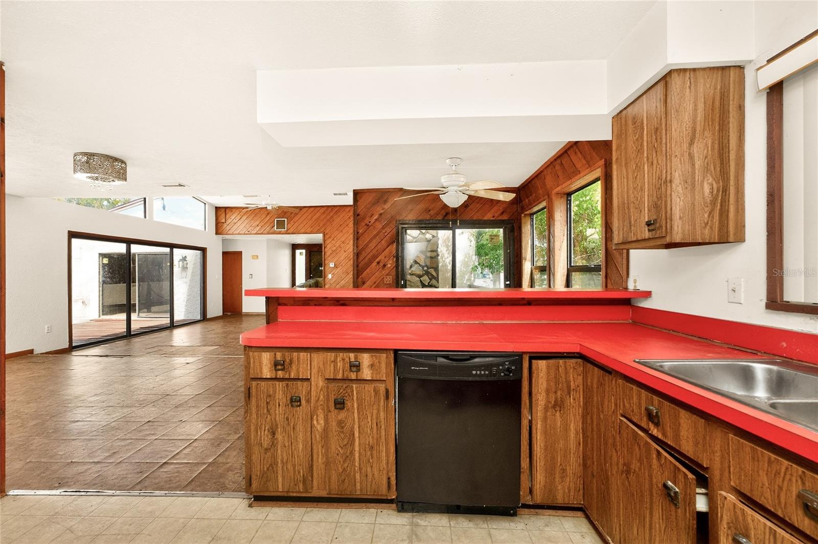 401 AQUI ESTA DR, PUNTA GORDA, FL, 33950