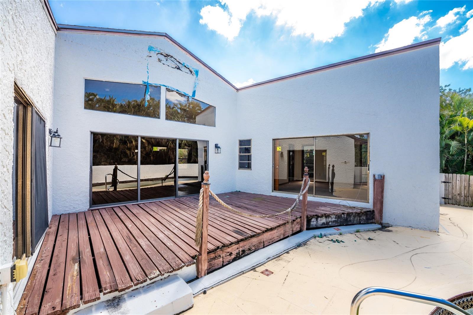 401 AQUI ESTA DR, PUNTA GORDA, FL, 33950