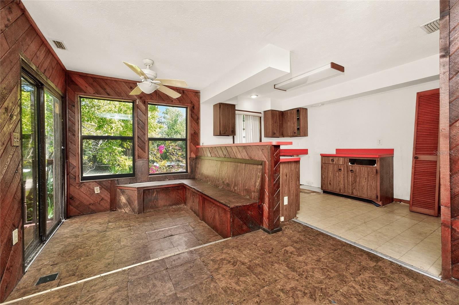 401 AQUI ESTA DR, PUNTA GORDA, FL, 33950