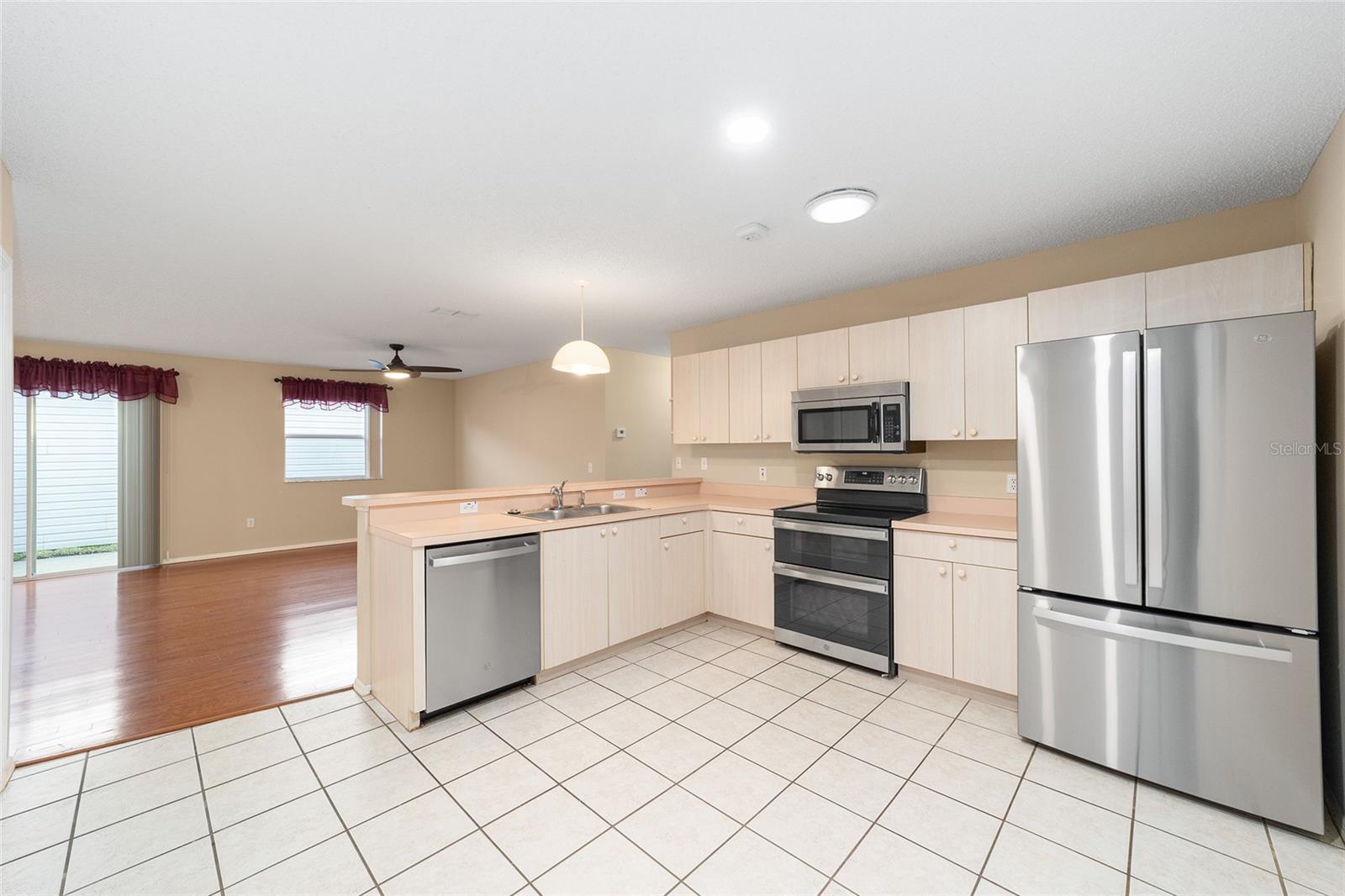 1710 MORELOS RD, THE VILLAGES, FL, 32159