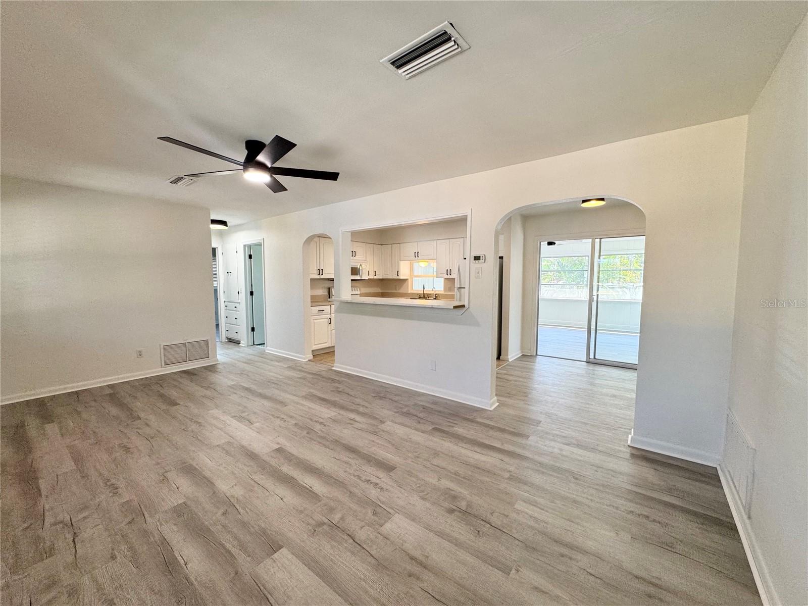 637 BELTREES ST, DUNEDIN, FL, 34698
