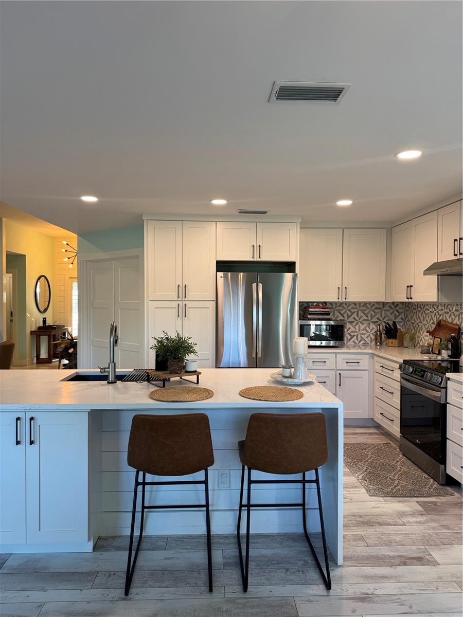 4140 AUGUSTINE AVE, SARASOTA, FL, 34231