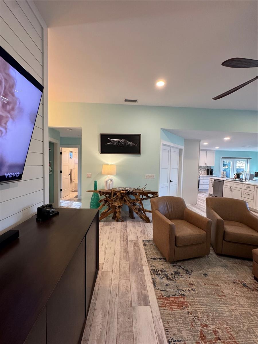 4140 AUGUSTINE AVE, SARASOTA, FL, 34231