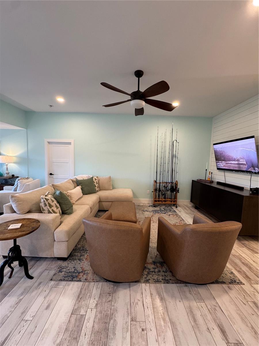 4140 AUGUSTINE AVE, SARASOTA, FL, 34231