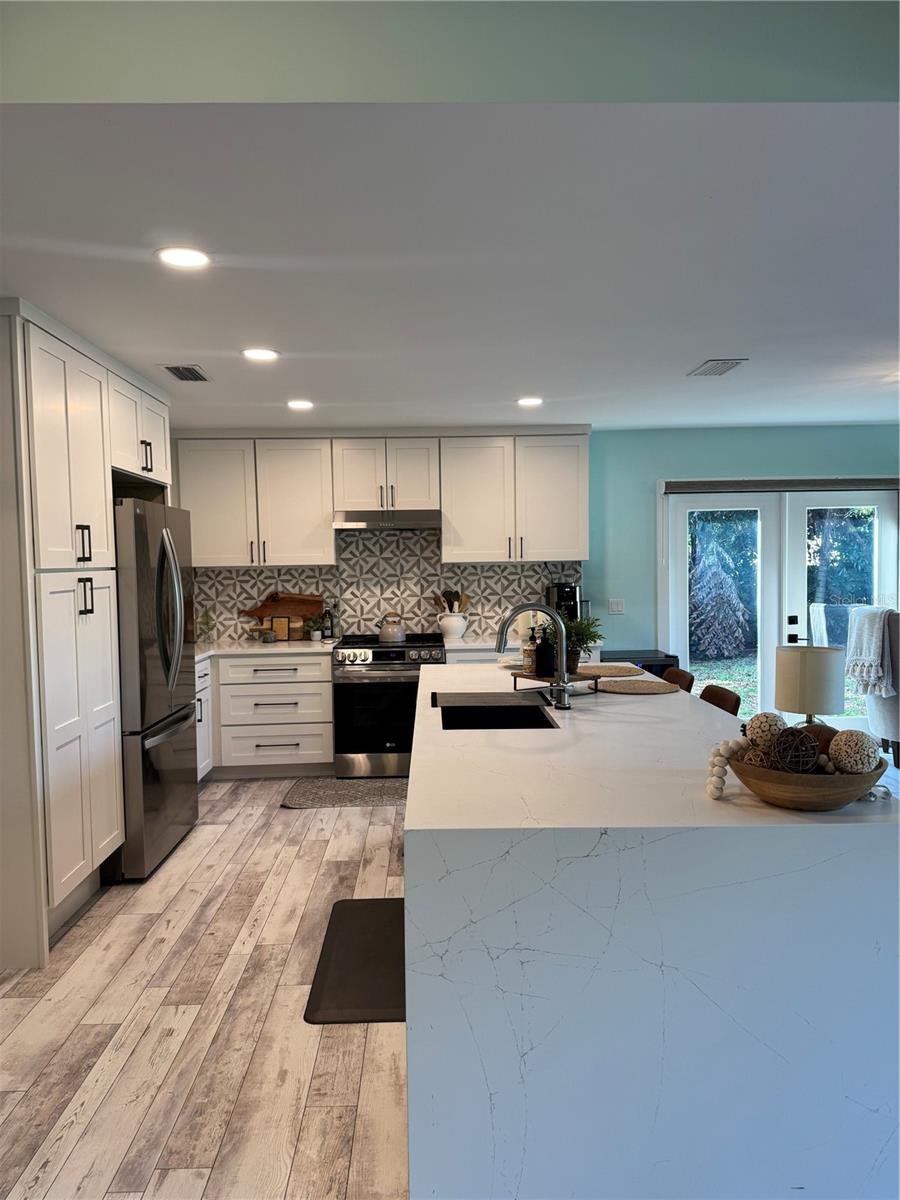 4140 AUGUSTINE AVE, SARASOTA, FL, 34231