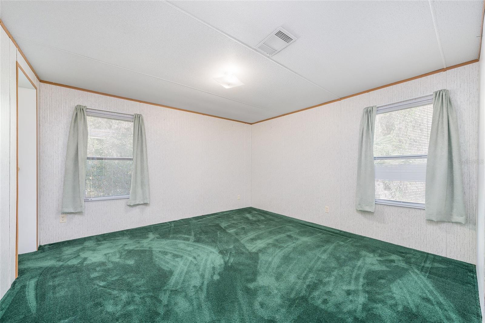 38805 EMERALDA ISLAND RD, LEESBURG, FL, 34788