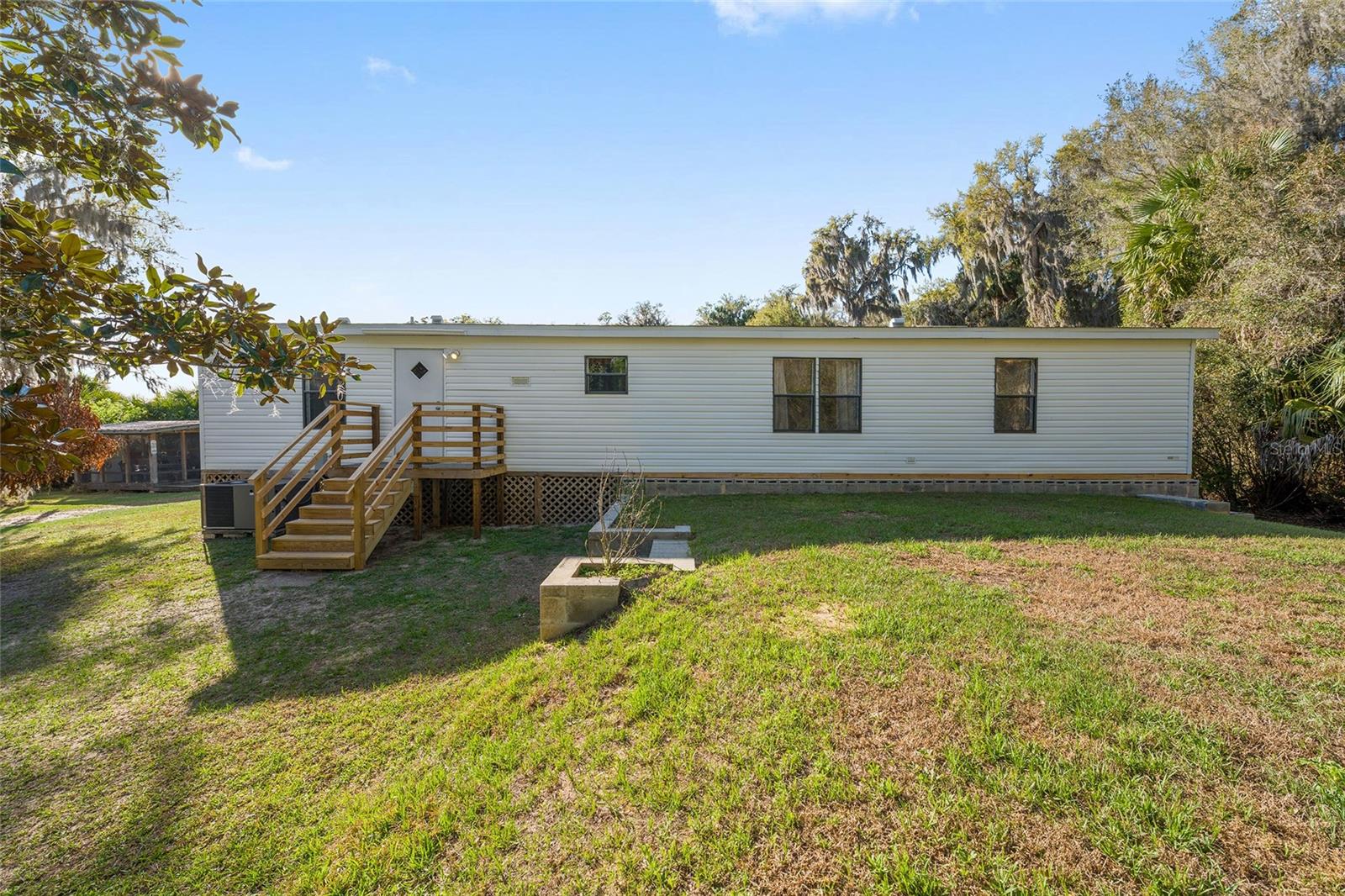 38805 EMERALDA ISLAND RD, LEESBURG, FL, 34788
