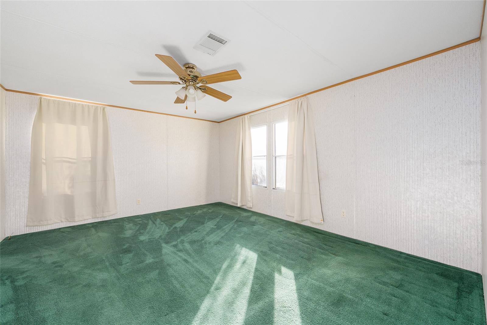 38805 EMERALDA ISLAND RD, LEESBURG, FL, 34788