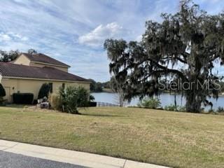 421 W BLUE WATER EDGE DR, EUSTIS, FL, 32736