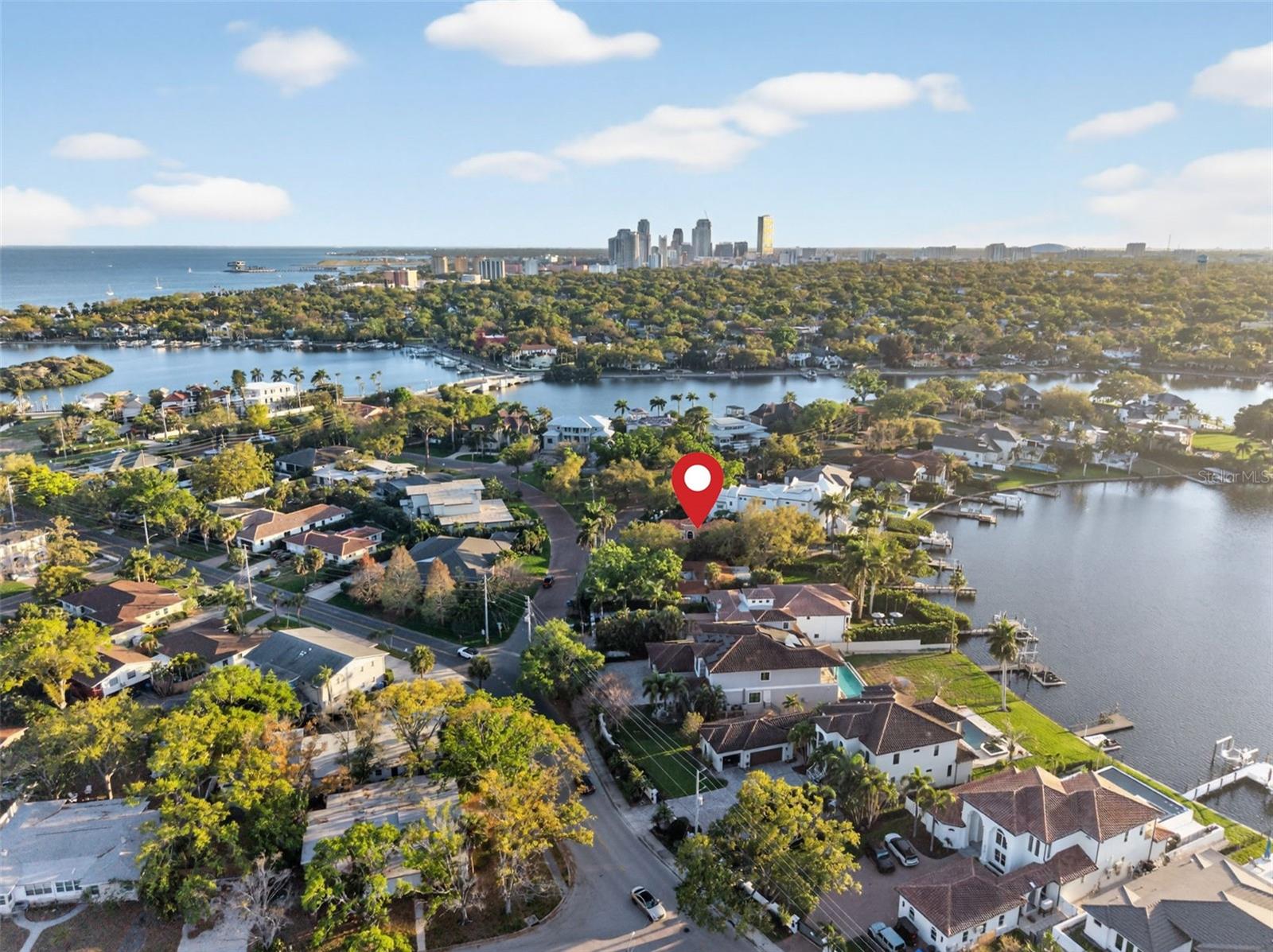 490 COFFEE POT RIVIERA NE, ST PETERSBURG, FL, 33704