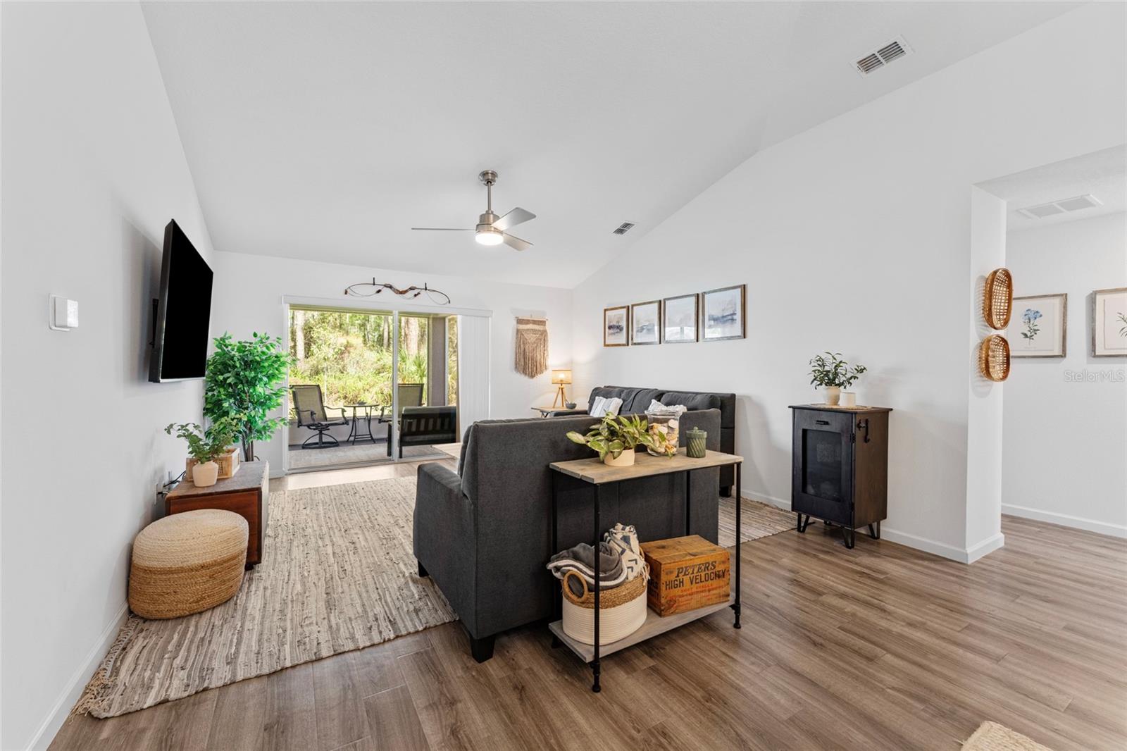 18 SEAMAN TRL E, PALM COAST, FL, 32164