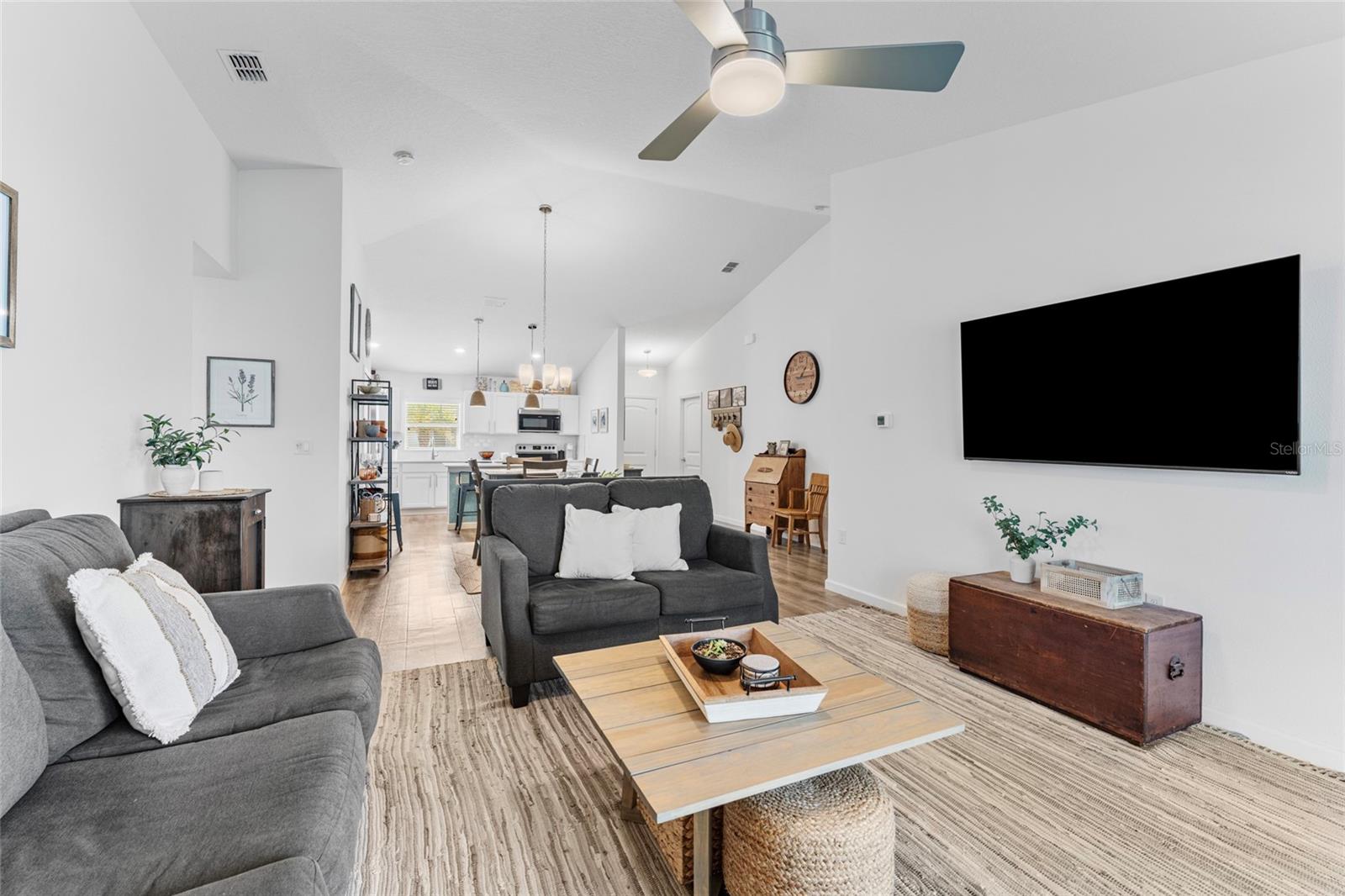 18 SEAMAN TRL E, PALM COAST, FL, 32164