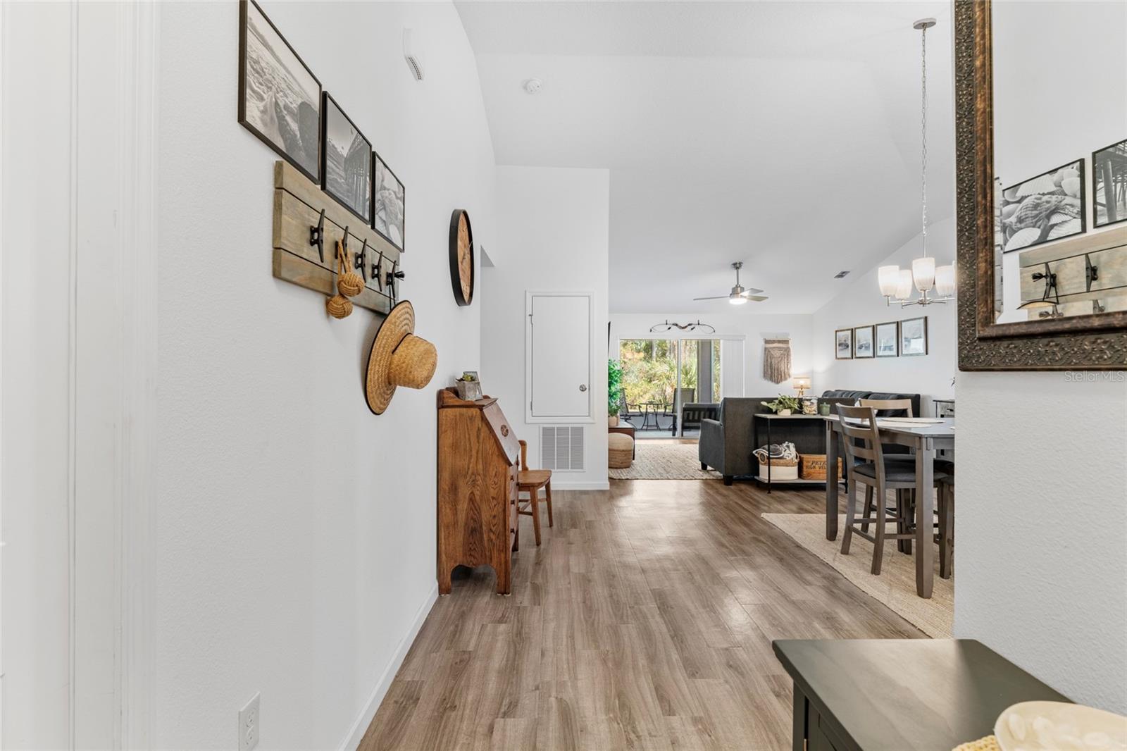 18 SEAMAN TRL E, PALM COAST, FL, 32164