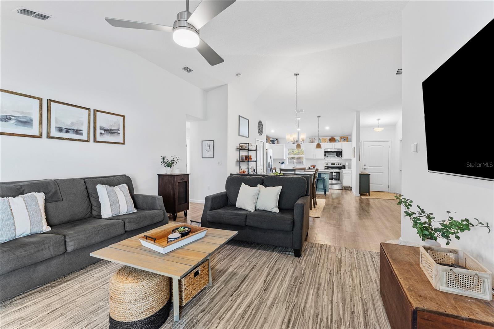 18 SEAMAN TRL E, PALM COAST, FL, 32164