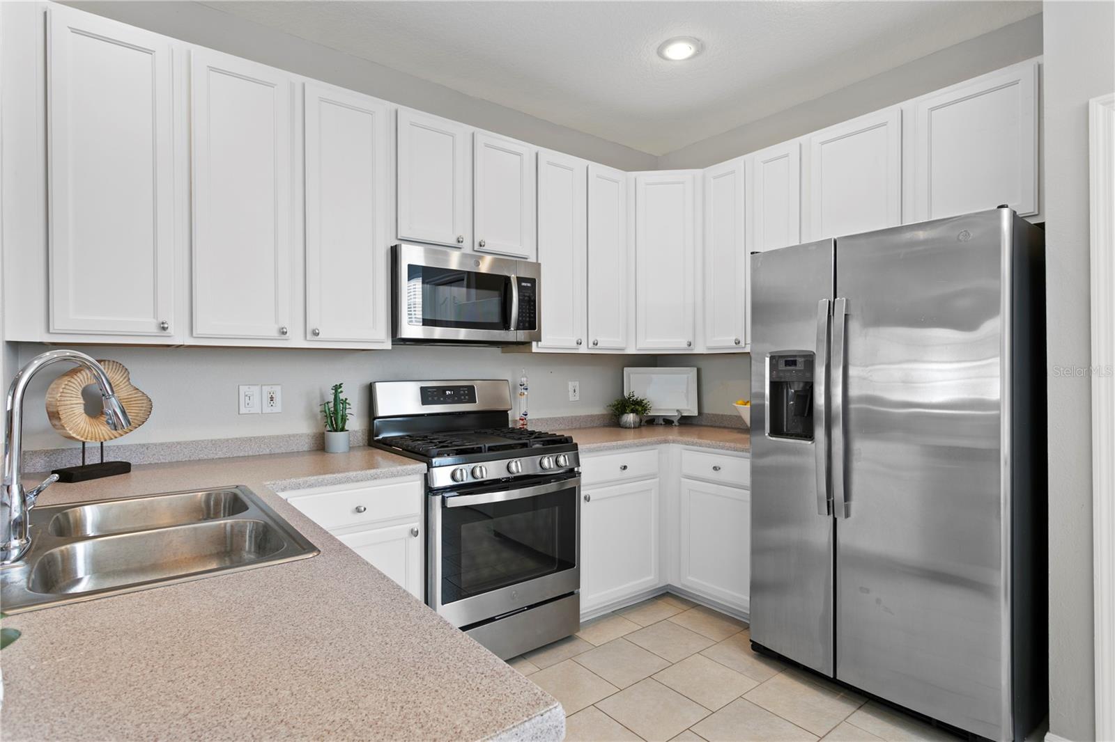 1427 HARBOUR WALK A RD, TAMPA, FL, 33602