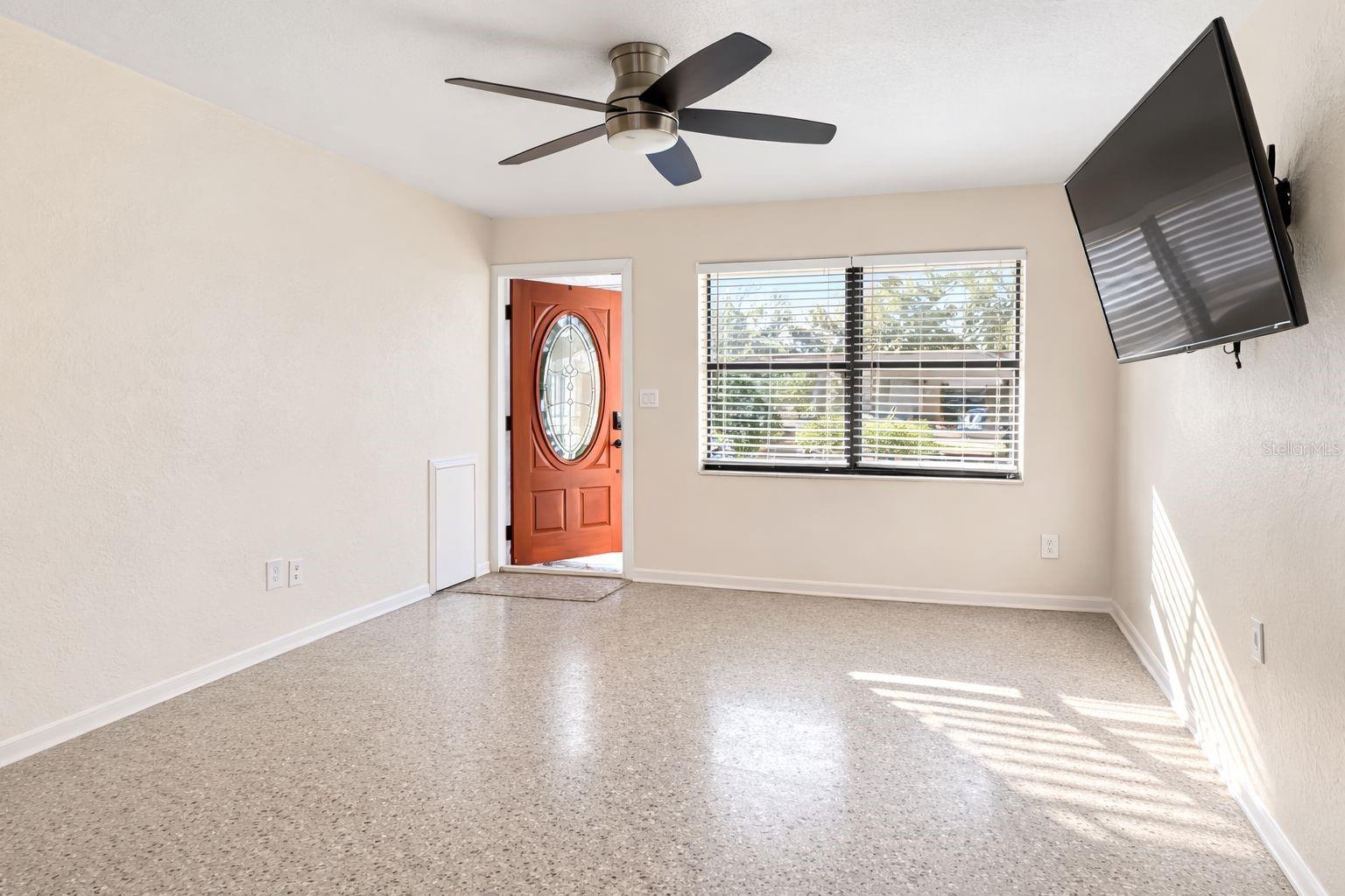 3975 PORPOISE DR SE, ST PETERSBURG, FL, 33705