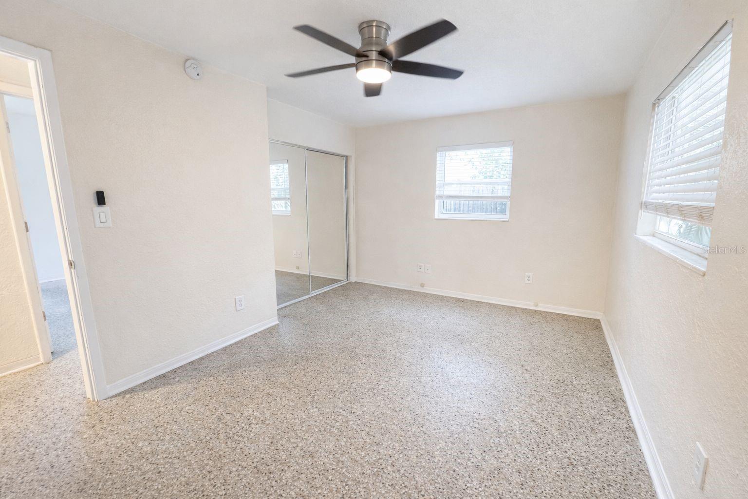 3975 PORPOISE DR SE, ST PETERSBURG, FL, 33705