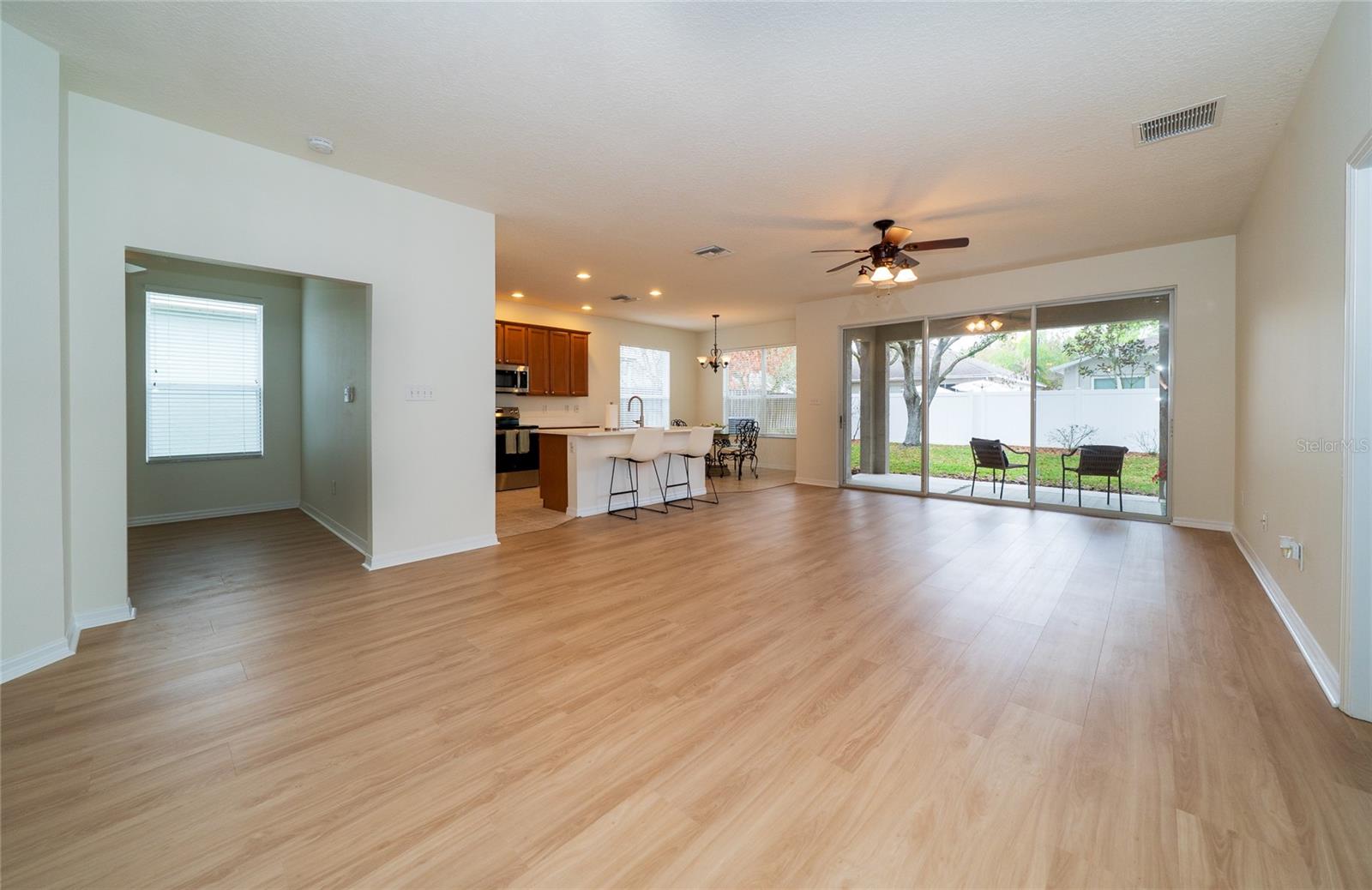 8210 CANARY CANYON WAY, TAMPA, FL, 33647