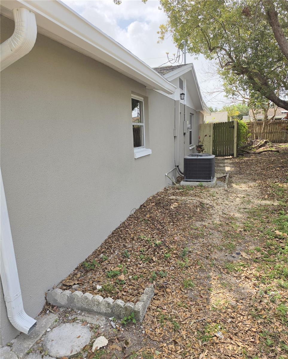 5440 RIDDLE RD, HOLIDAY, FL, 34690
