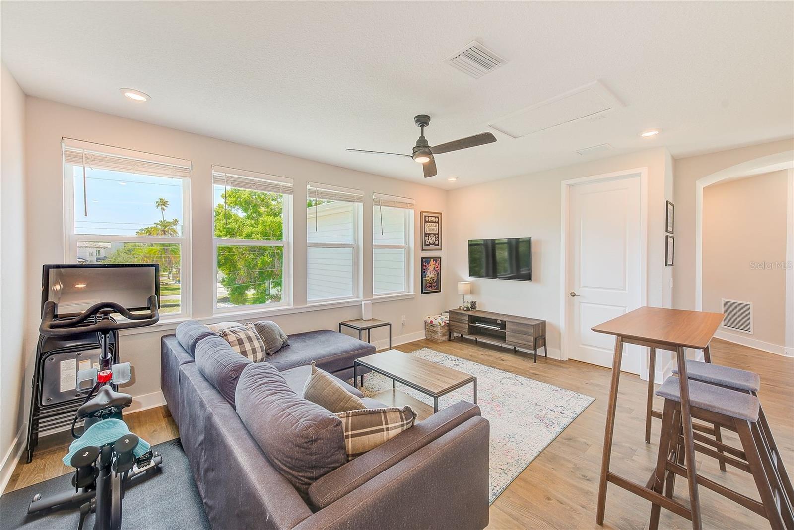 4710 W EL PRADO BLVD, TAMPA, FL, 33629