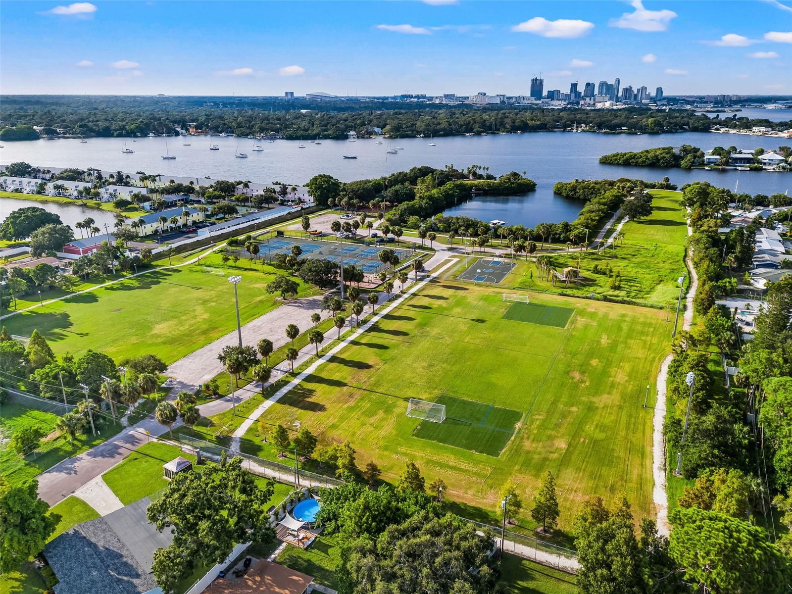 4420 POMPANO DR SE, ST PETERSBURG, FL, 33705