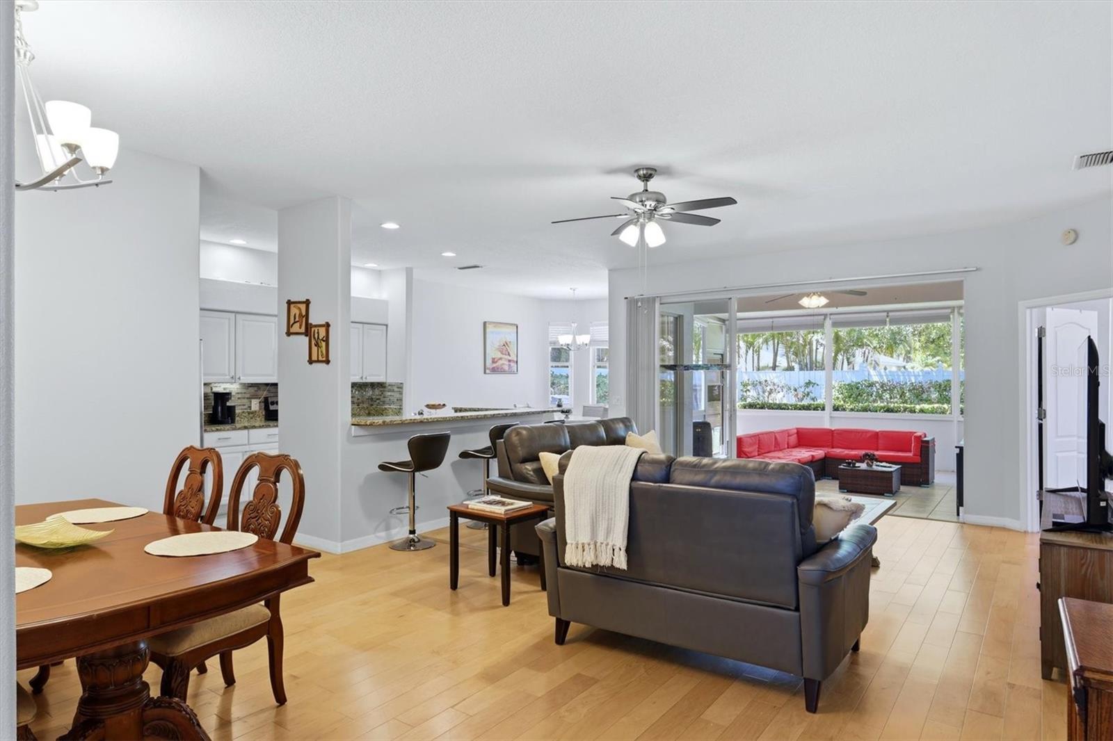 6726 W COUNTRY CLUB LN, SARASOTA, FL, 34243